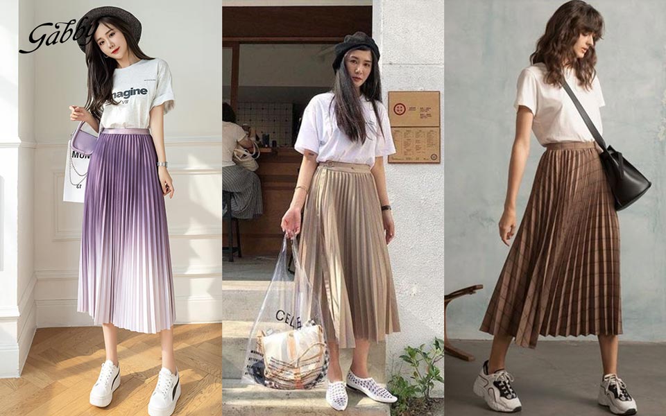 Chân váy xếp ly dài mặc với áo phông, áo thun